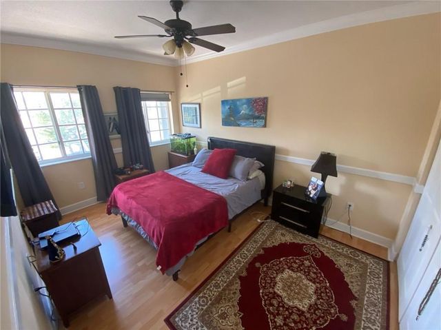 10747 NW 70th Terrace, Doral, FL 33178