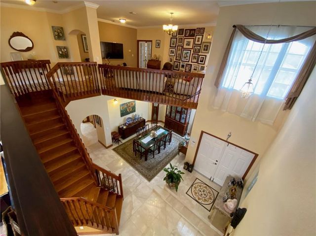 10747 NW 70th Terrace, Doral, FL 33178