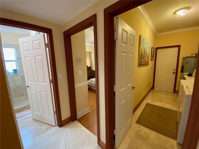 10747 NW 70th Terrace, Doral, FL 33178