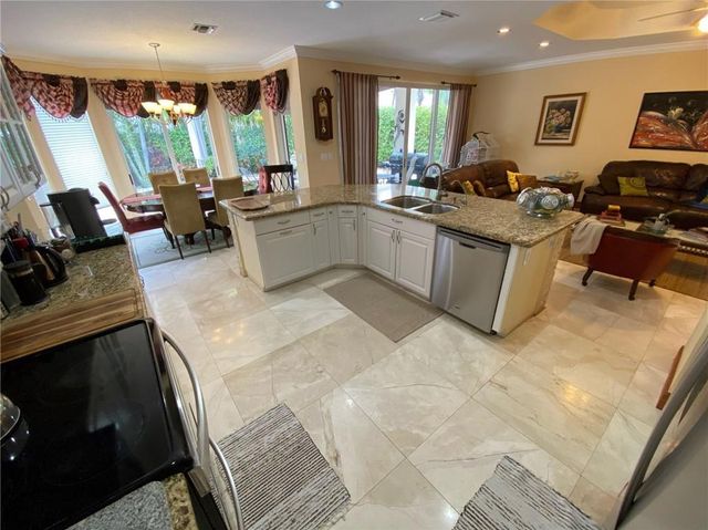 10747 NW 70th Terrace, Doral, FL 33178