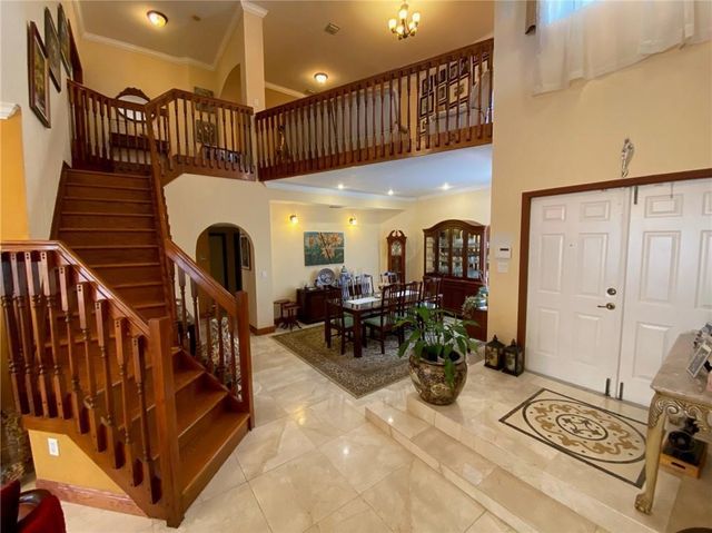 10747 NW 70th Terrace, Doral, FL 33178
