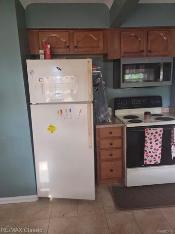 3366 Ellwood Avenue, Royal Oak, MI 48073