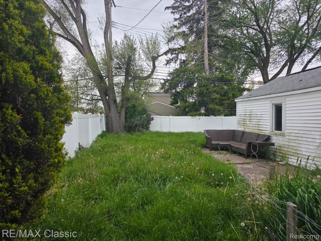 3366 Ellwood Avenue, Royal Oak, MI 48073