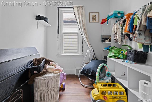 6847 Bulwer Street, Detroit, MI 48210