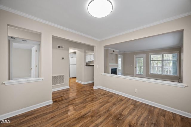 1031 Nicholwood Drive 205, Raleigh, NC 27605