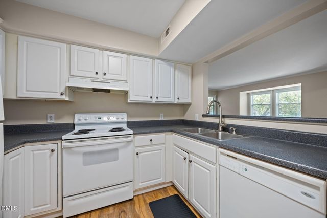 1031 Nicholwood Drive 205, Raleigh, NC 27605