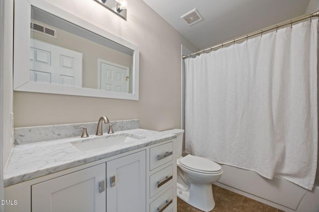 1031 Nicholwood Drive 205, Raleigh, NC 27605