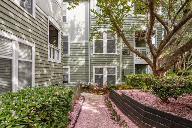 1031 Nicholwood Drive 205, Raleigh, NC 27605