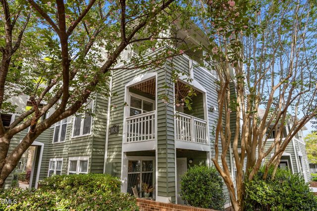 1031 Nicholwood Drive 205, Raleigh, NC 27605