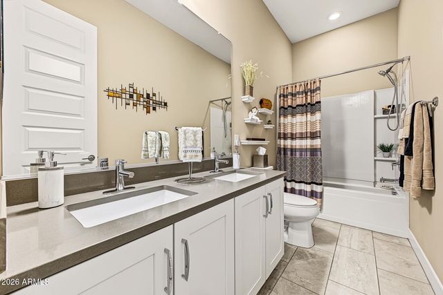 1822 E Canyon Way, Chandler, AZ 85249