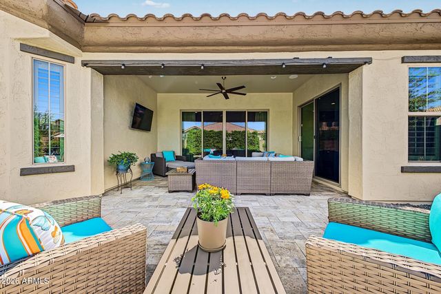1822 E Canyon Way, Chandler, AZ 85249