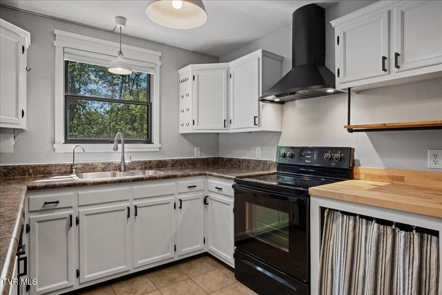 470 Shady View Road, Kingsport, TN 37664