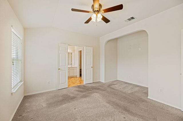 16100 S Great Oaks DR 1302, Round Rock, TX 78681