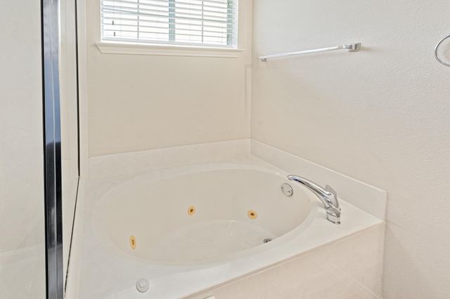 16100 S Great Oaks DR 1302, Round Rock, TX 78681