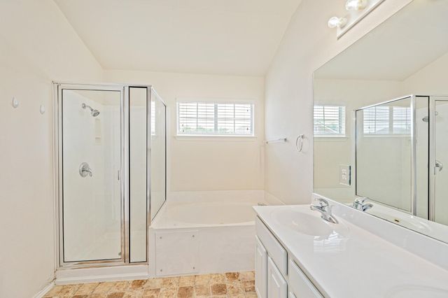 16100 S Great Oaks DR 1302, Round Rock, TX 78681