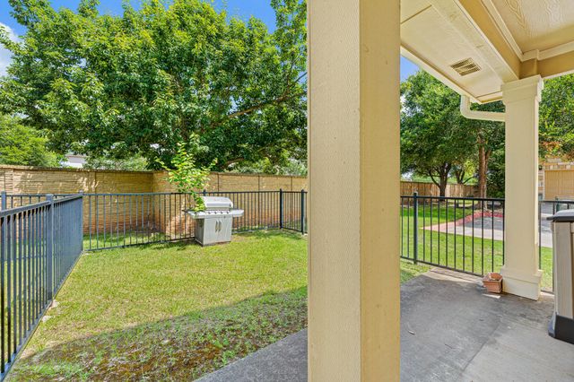 16100 S Great Oaks DR 1302, Round Rock, TX 78681