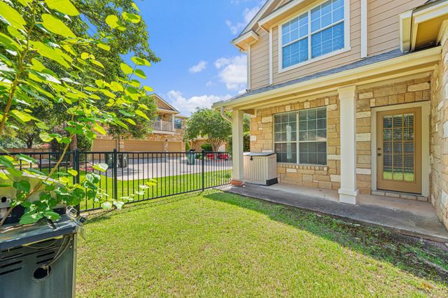 16100 S Great Oaks DR 1302, Round Rock, TX 78681