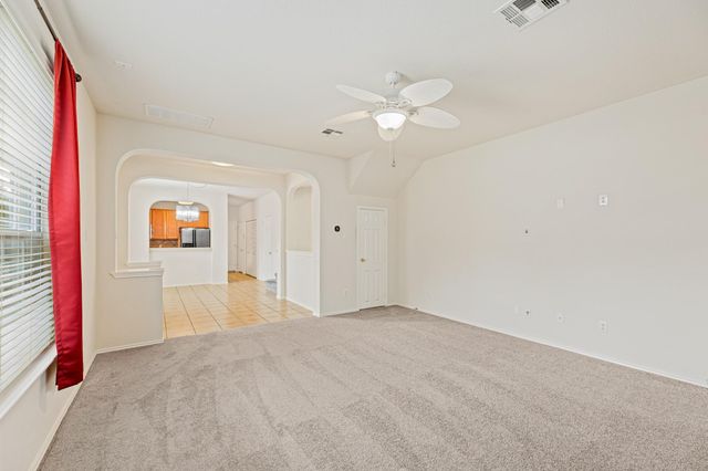 16100 S Great Oaks DR 1302, Round Rock, TX 78681