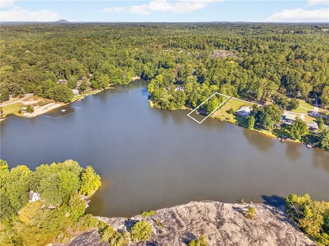 2503 Lakeshore Drive NE, Conyers, GA 30012
