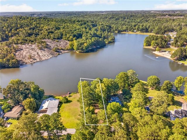 2503 Lakeshore Drive NE, Conyers, GA 30012