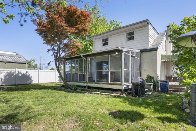 225 FOLSOM AVE, Folsom, PA 19033