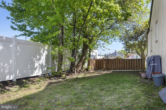 225 FOLSOM AVE, Folsom, PA 19033