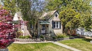225 FOLSOM AVE, Folsom, PA 19033