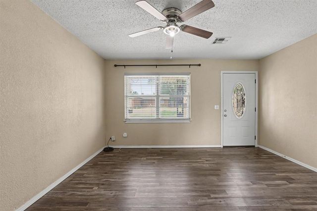 2600 SW 69th Street, Oklahoma City, OK 73159