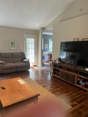 8930 LAKE HARDEMAN RD, Saulsbury, TN 38067