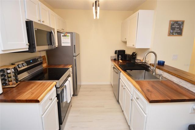 10263 GANDY BOULEVARD N 414, St Petersburg, FL 33702