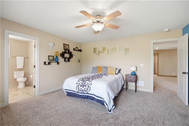 9162 COTTONWOOD CANYON Drive, Lenexa, KS 66219