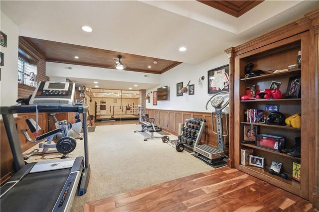 9162 COTTONWOOD CANYON Drive, Lenexa, KS 66219