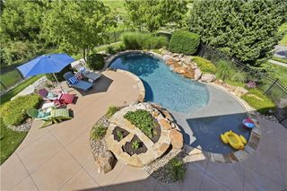 9162 COTTONWOOD CANYON Drive, Lenexa, KS 66219