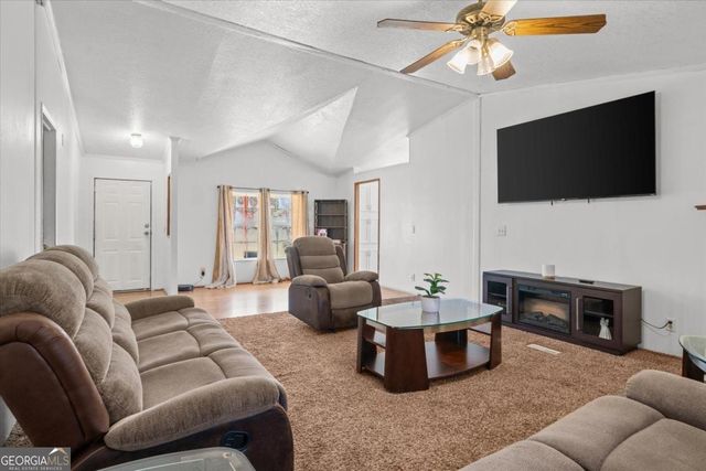 214 Nassau Circle, Chatsworth, GA 30705