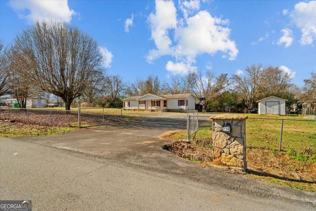 214 Nassau Circle, Chatsworth, GA 30705