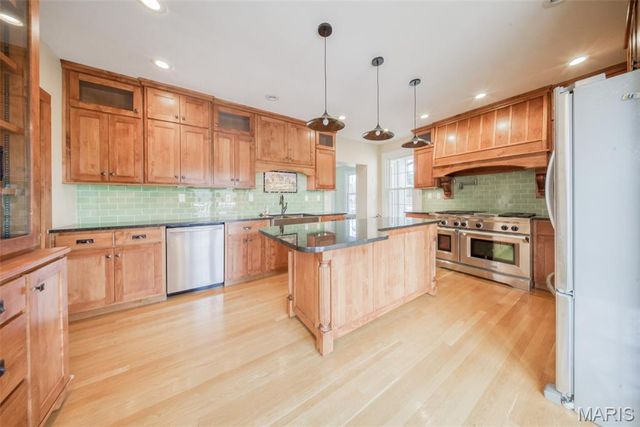 1601 E State Route 72, Rolla, MO 65401