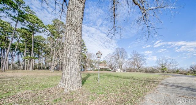 1601 E State Route 72, Rolla, MO 65401