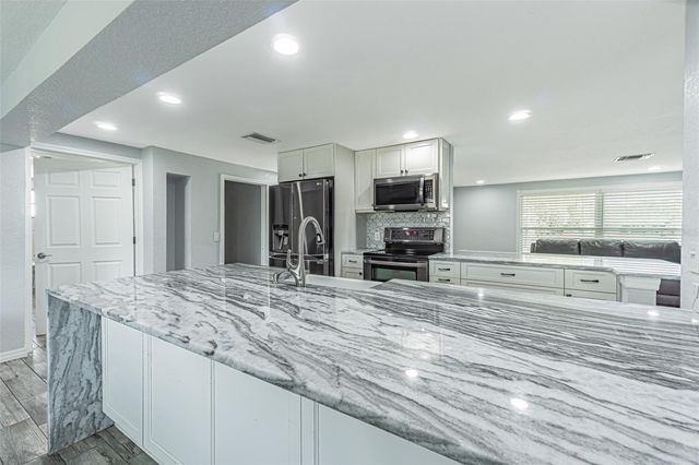 1125 FERNWOOD DRIVE, Holiday, FL 34690