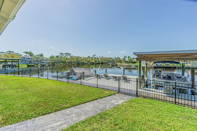 1125 FERNWOOD DRIVE, Holiday, FL 34690