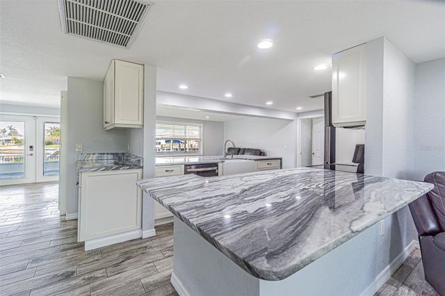 1125 FERNWOOD DRIVE, Holiday, FL 34690