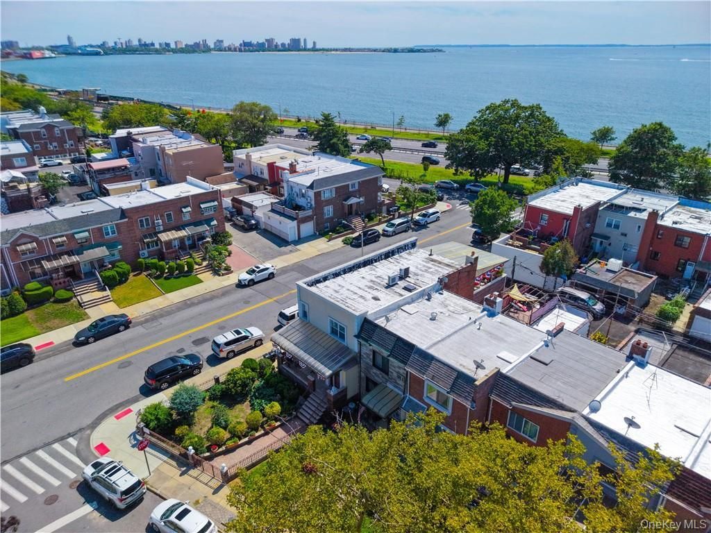 1593 Independence Avenue, Brooklyn, NY 11228 — photo 4