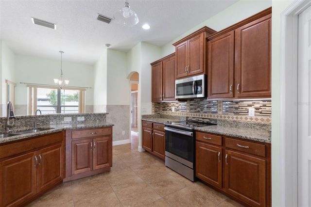 7 FLINT HILL LANE, Palm Coast, FL 32137