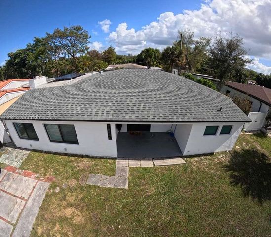 18441 NE 21st Ave, North Miami Beach, FL 33179