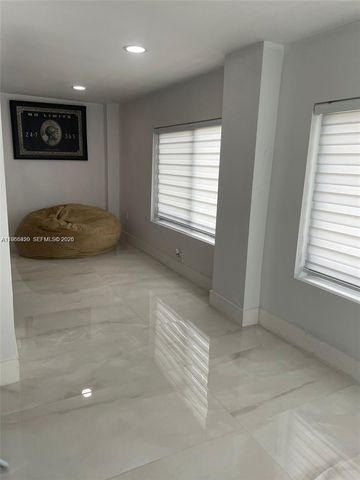 18441 NE 21st Ave, North Miami Beach, FL 33179