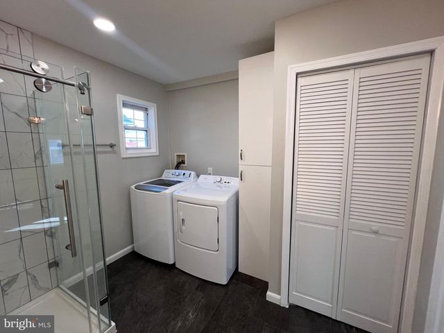 805 SPA RD, Annapolis, MD 21401