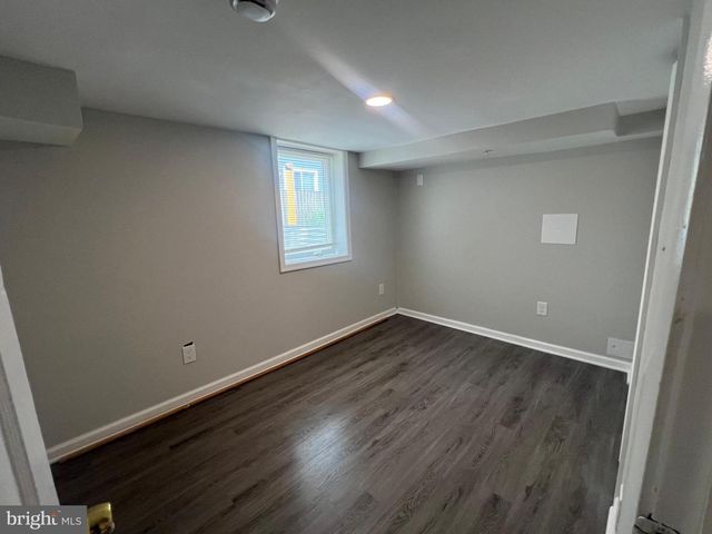 805 SPA RD, Annapolis, MD 21401