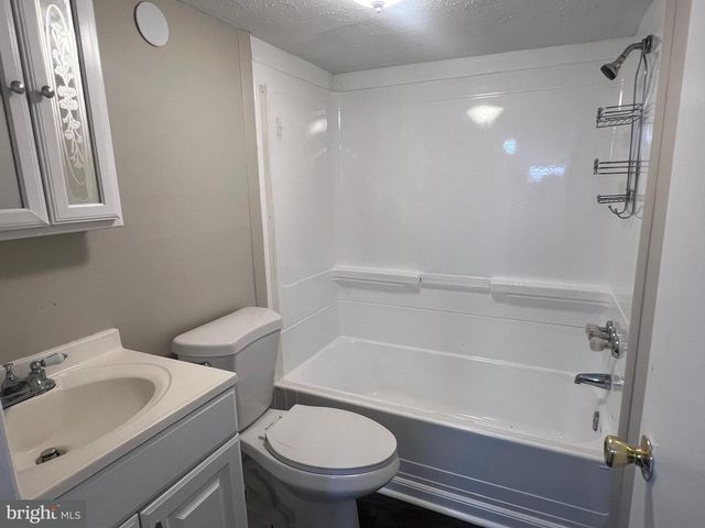 805 SPA RD, Annapolis, MD 21401