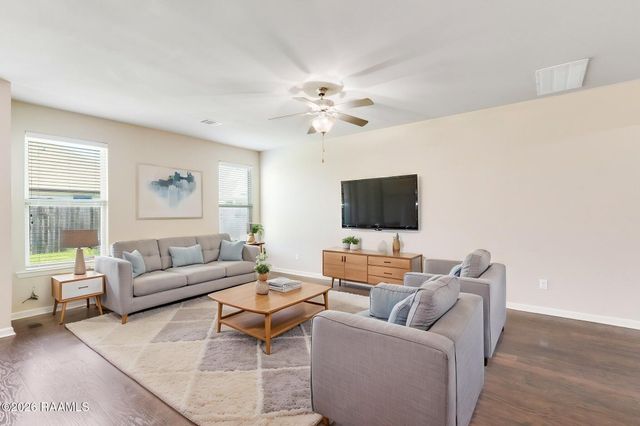 103 Pastoral View Drive, Rayne, LA 70578