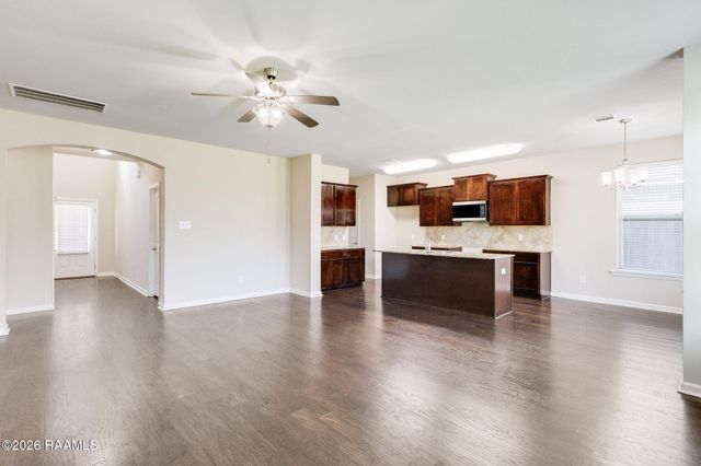 103 Pastoral View Drive, Rayne, LA 70578