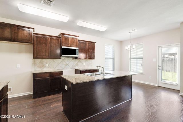 103 Pastoral View Drive, Rayne, LA 70578